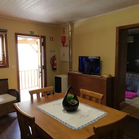 Casa Do Terreiro * 马塞杜-迪卡瓦莱鲁什